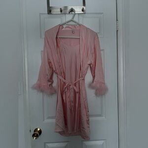 Elegant Pink Feather Trim Robe